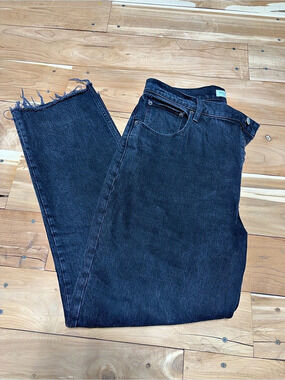 Abercrombie & Fitch Women’s 90s Straight Ultra High Rise Black Jeans 32/14
